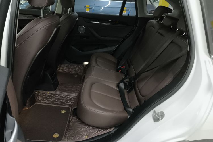 宝马X1 2021款 改款 sDrive25Li 领先型中控内饰7004