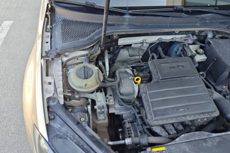 大众 高尔夫 2016款 1.6L 自动舒适型机舱底盘25