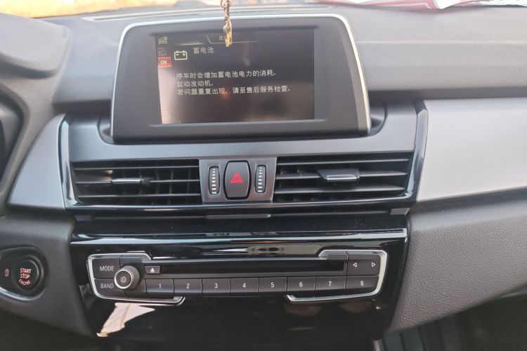 宝马2系旅行车(进口) 2015款 218i 领先型中控内饰16