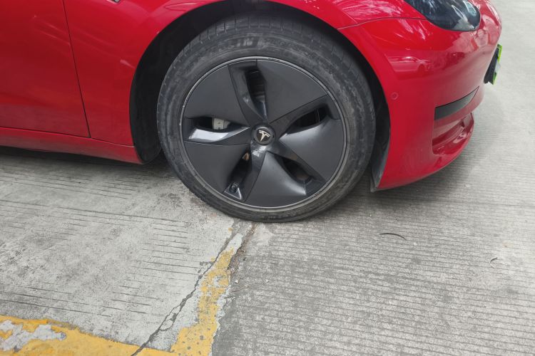 特斯拉 Model 3 2020款 改款 标准续航后驱升级版车身外观10