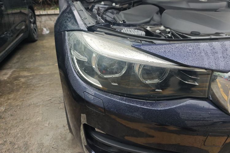 宝马3系GT 2017款 320i 时尚型车身外观6006