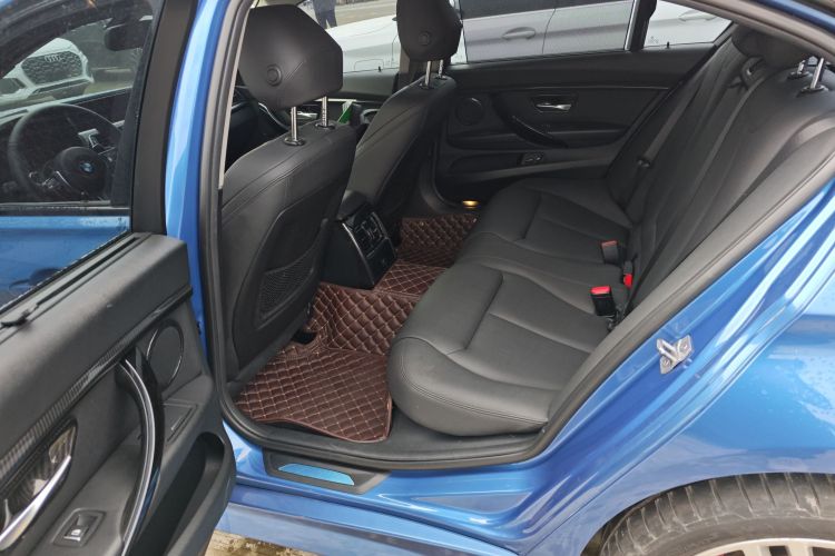 宝马3系 2018款 320Li 领先型M运动套装中控内饰21