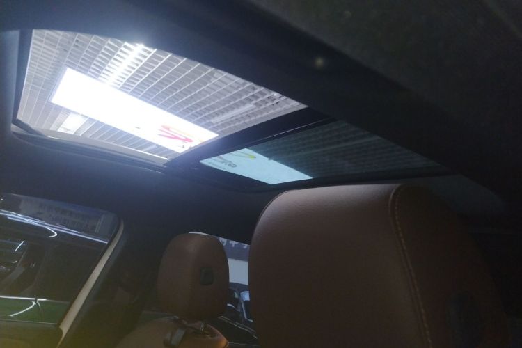 奔驰GLB 2023款 GLB 220 动感型中控内饰22