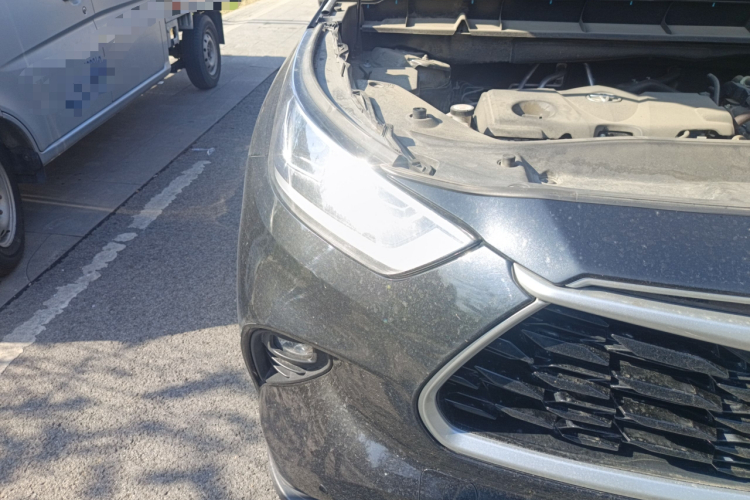 丰田 汉兰达 2022款 双擎 2.5L 四驱尊贵版 7座车身外观8