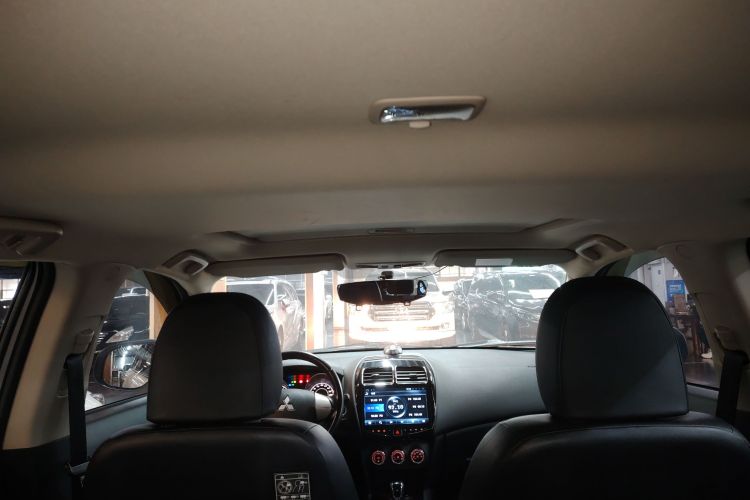 三菱 劲炫ASX 2018款 2.0L CVT两驱尊享版局部细节22