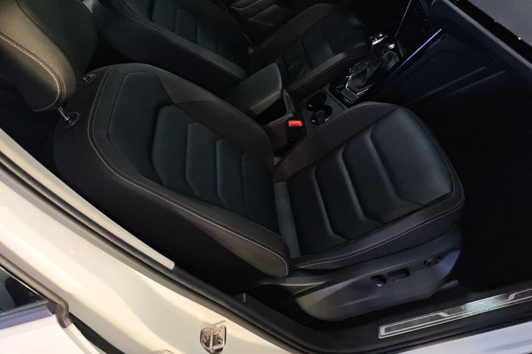 大众 探岳 2020款 330TSI 两驱豪华智联版局部细节41