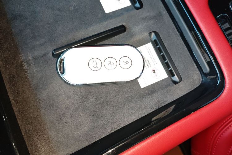 鸿蒙智行 问界M5 2022款 纯电四驱性能版中控内饰11