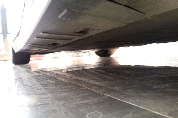 小鹏P7 2023款 P7i 702 Pro局部细节9001