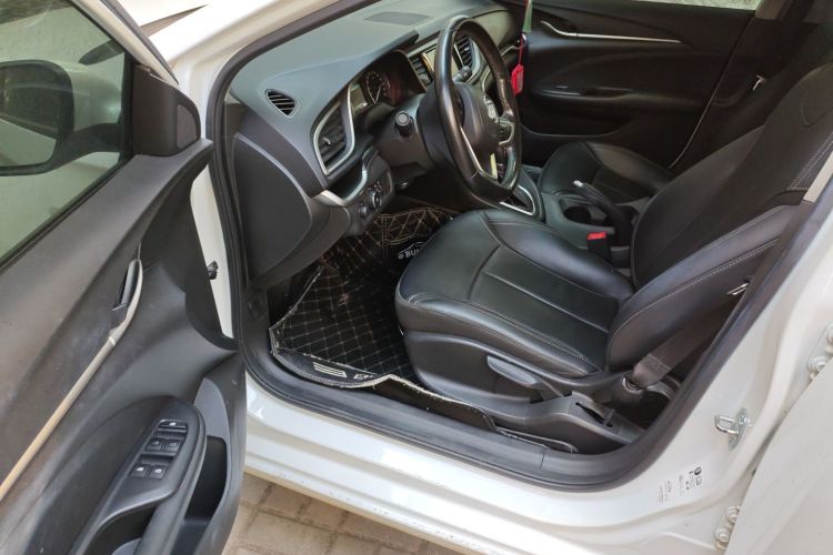 别克 英朗 2019款 18T 自动互联精英型 国VI中控内饰20