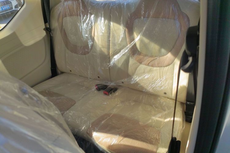 五菱汽车 宏光MINIEV 2024款 第三代 215km 青春版中控内饰21