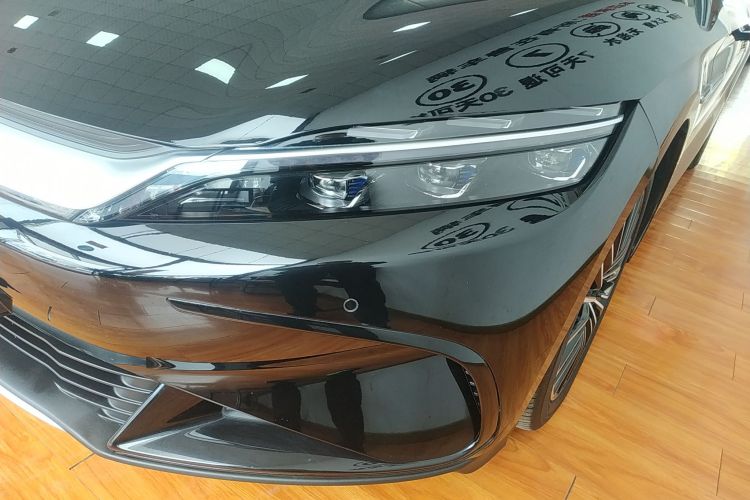 比亚迪 汉 2024款 EV 荣耀版 506KM前驱尊贵型局部细节36