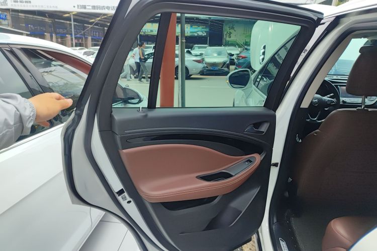 别克 昂科威 2018款 28T 四驱精英型中控内饰49