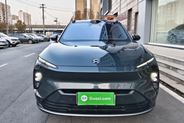 蔚来ES8 2023款 100kWh 签名版车身外观2