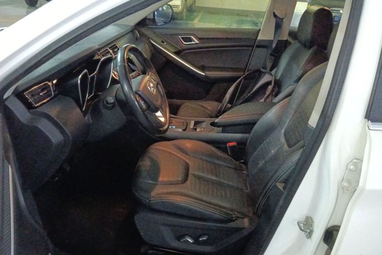 江铃 驭胜S330 2016款 1.5L GTDi 自动两驱尊贵版中控内饰19