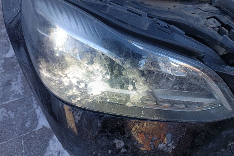 奔驰E级 2014款 E 260 L 运动型车身外观8