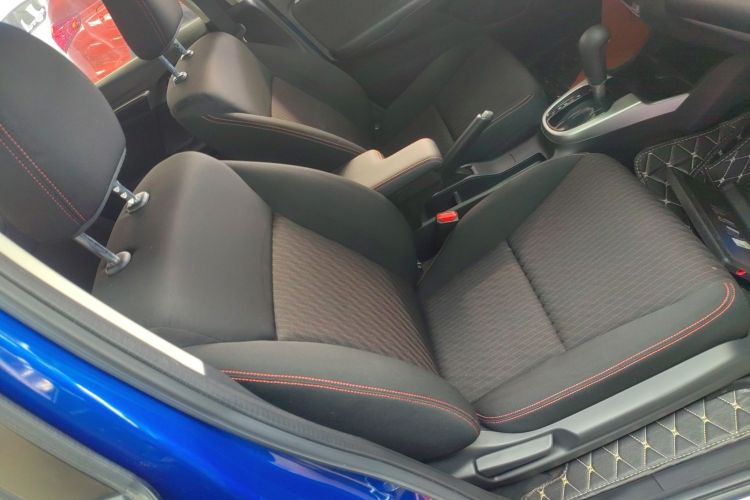 本田 飞度 2018款 1.5L CVT潮跑版局部细节41