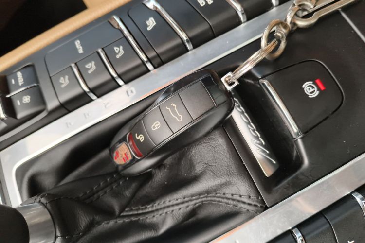 保时捷 2017款  Macan 2.0T中控内饰11