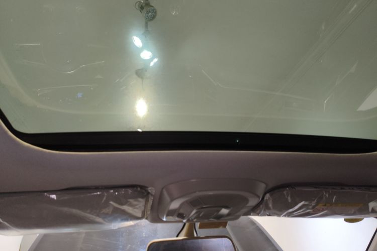 众泰 大迈X7 2017款 上进版 1.5T 手动庐山型中控内饰22