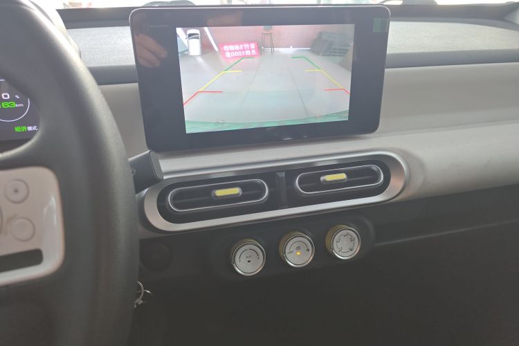 五菱汽车 宏光MINIEV 2024款 第三代 215km 进阶版局部细节16