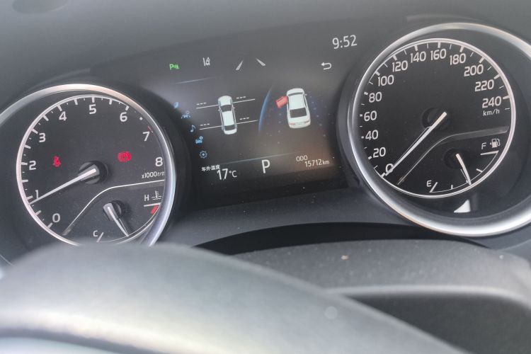 丰田 凯美瑞 2021款 2.0G 豪华版中控内饰15