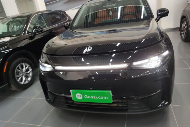 零跑汽车 零跑C16 2026款 增程 280激光雷达智尊版 6座车身外观2