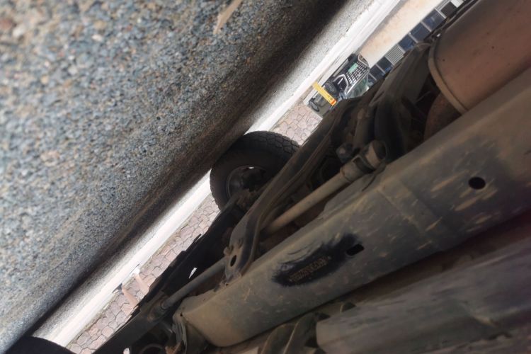 北京BJ40 2017款 40L 2.3T 自动四驱环塔冠军版局部细节9001