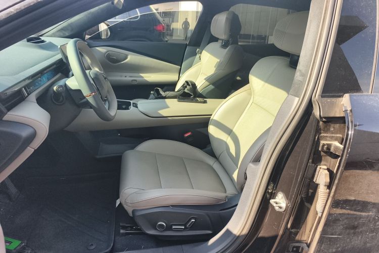 领克Z10 2025款 95kWh 702km四驱Halo局部细节19