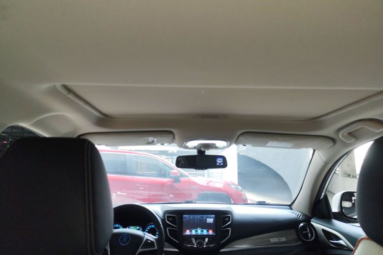 比亚迪 宋新能源 2017款 宋DM 1.5TID 全时四驱豪华型中控内饰22