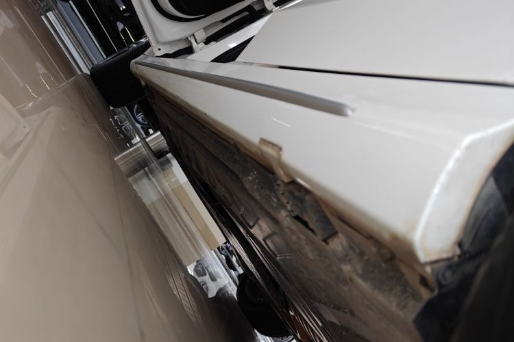 奔驰C级 2020款 C 260 L 运动版局部细节9002