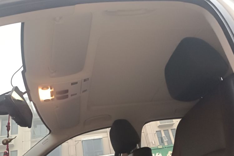 宝马X1 2015款 sDrive18i 时尚晋级版中控内饰22