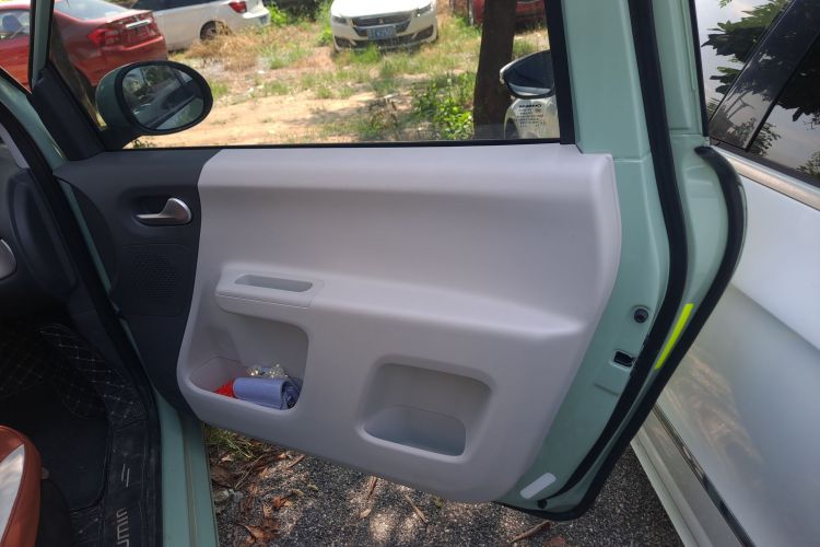 长安Lumin 2022款 210km 香甜款中控内饰7006