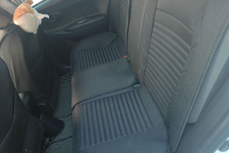 丰田 威驰FS 2021款 1.5L CVT锋驰版中控内饰21