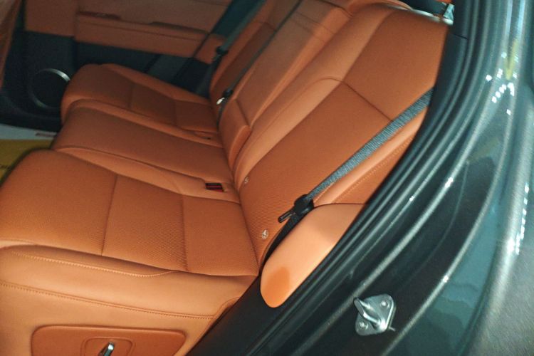 理想汽车 理想L6 2024款 Pro中控内饰21