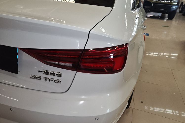 奥迪A3 2019款 Limousine 35 TFSI 风尚型 国VI车身外观9