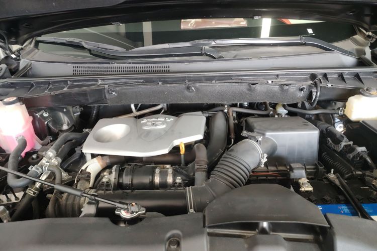 丰田 汉兰达 2018款 2.0T 两驱精英版 5座 国VI机舱底盘24