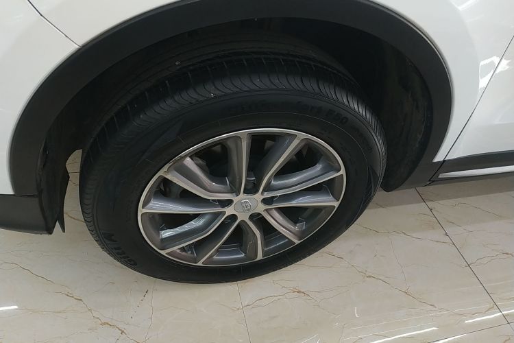 吉利汽车 博越 2020款 1.8TD DCT两驱智联型4G互联版车身外观35