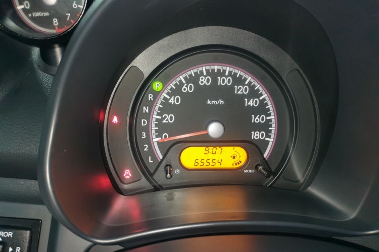 铃木 奥拓 2013款 1.0L 自动豪华型中控内饰14