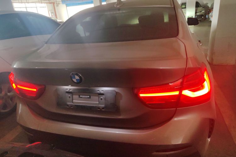 宝马1系 2020款 120i M运动套装车身外观6