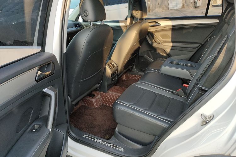 大众 途观L 2017款 380TSI 自动四驱旗舰版中控内饰21