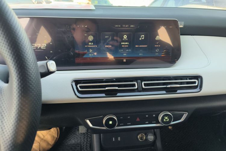 北京汽车 北京EU5 PLUS 2023款 R500 优享版中控内饰16