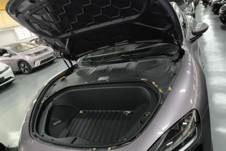 小米汽车 小米SU7 2024款 四驱超长续航高阶智驾Max版机舱底盘24