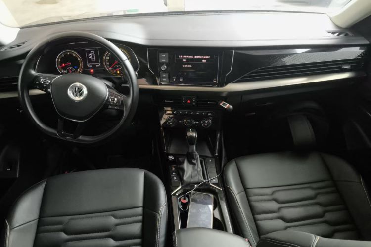 大众 帕萨特 2019款 330TSI 精英版 国VI中控内饰12