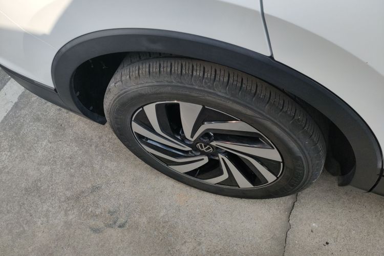 大众 途观L 2023款 330TSI 自动两驱舒享版车身外观6008