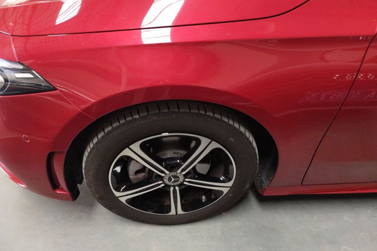 奔驰A级 2022款 改款三 A 200 L 运动轿车时尚型车身外观6007