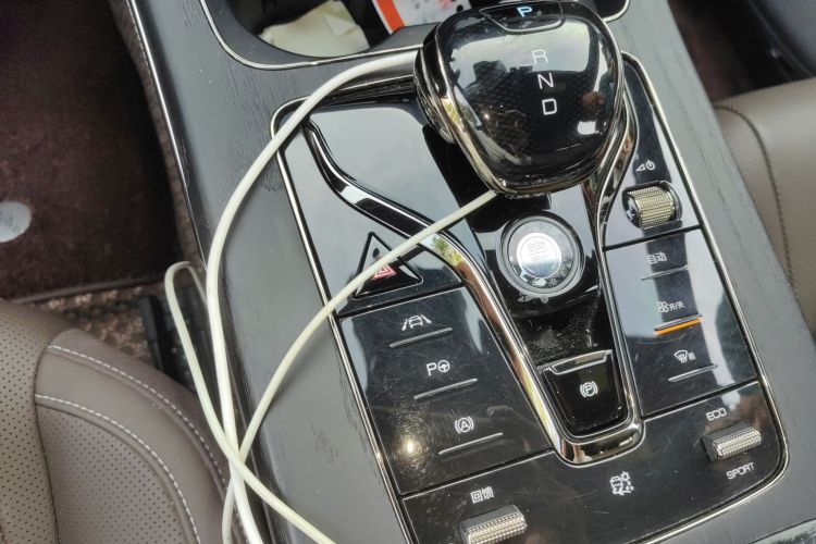 比亚迪 汉 2020款 EV 超长续航版尊贵型局部细节18