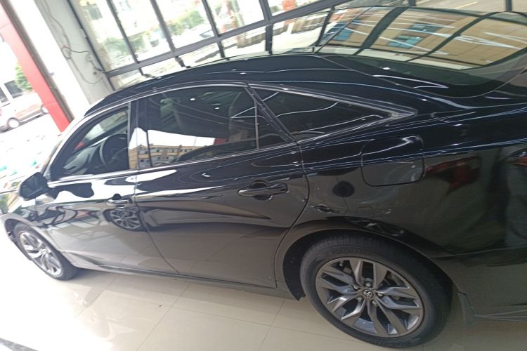 丰田 亚洲龙 2019款 2.0L 进取版 国VI车身外观6003