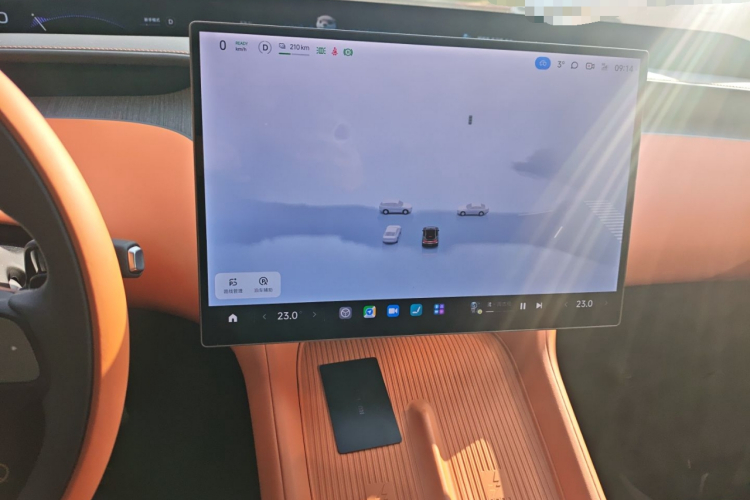 小米汽车 小米YU7 2025款 超长续航高性能四驱Max版中控内饰14