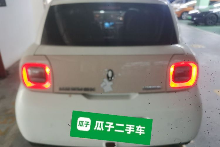 欧拉黑猫 2022款 301km 萌宠版 磷酸铁锂车身外观6004