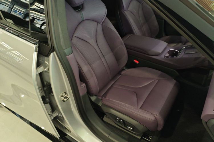 小鹏P7 2025款 702 长续航 Ultra局部细节41