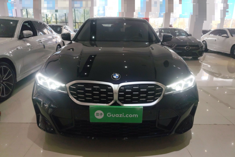 宝马3系 2024款 325Li M运动套装车身外观2